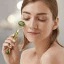Kit Rolo Pedra De Jade + Placa Gua Sha Massagem Facial (cor aleatória)